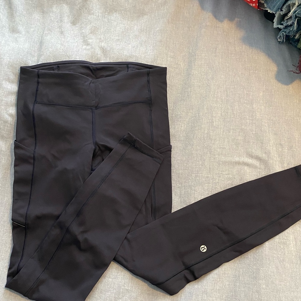 Lululemon 28”